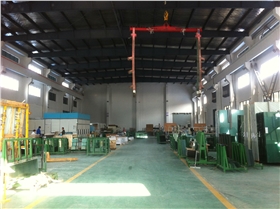 泰榕玻璃加工车间